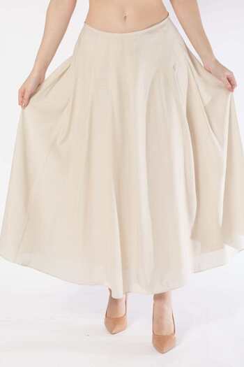 Nichii Solid Ruffled Midi Skirt