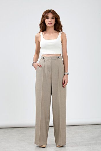 LA PANTE Comfortable Pants with Belt Epaulettes and Button Details, Ribbed Stitching on the Front