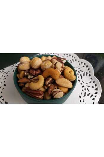 Fustuq & Hail Royal Mixed Nuts Blend