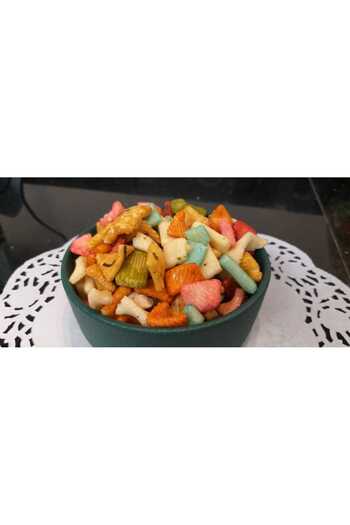 Fustuq & Hail Mixed Thai Nuts