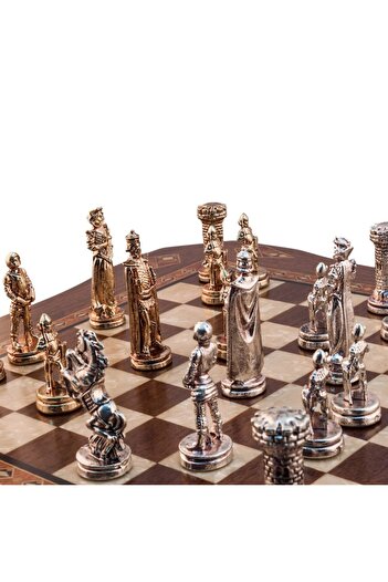 Helena Butterfly Chess Set Made of Beech Wood and Mother-of-Pearl