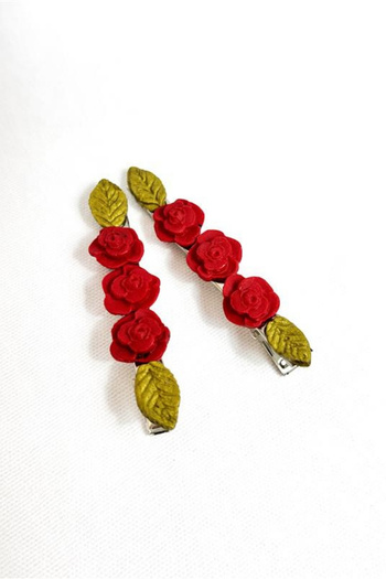 Uretti - Hülya 6683 5734 Handmade Rose Patterned Polymer Clay Set of 2 Side Hair Clips / 7.5 cm