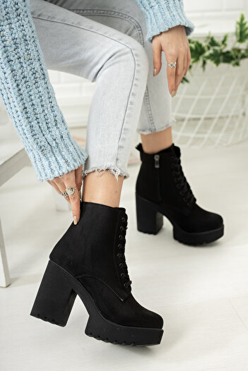 salto ayakkabı Tractor Sole Black Suede Boots