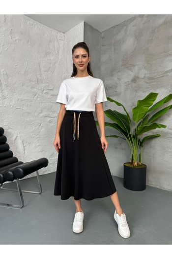 Elif Özbey Butik Fusta neagră de lux cu textura modală evazată