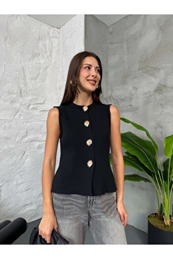 Elif Özbey Butik Black Gold Buttoned Steel Knitted Vest