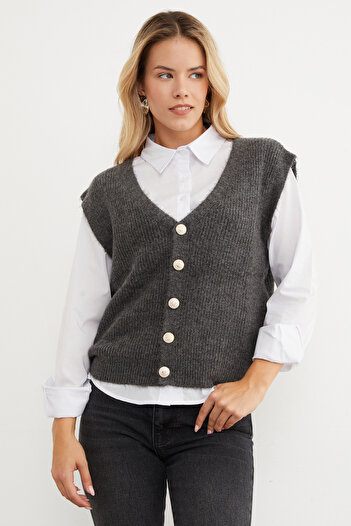 Fulla Moda Bearded Buttoned V-Neck Oversize Vest