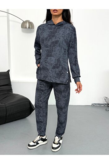 Ded COLLECTION Women's Tie-Dye Patterned Hooded Modal Set with Kangaroo Pocket and Snap Detail