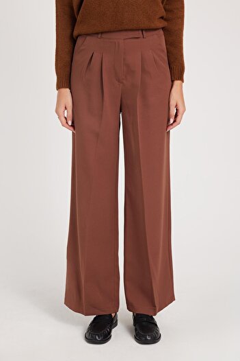 Tudors Women's Regular Fit Classic Cut Velcro Closure Palazzo Brown Trousers
