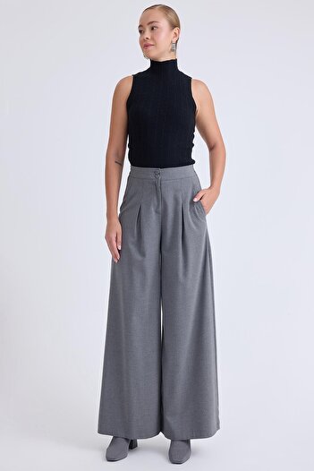 Vitrin Two-Button Elastic Waist Pleated Trousers