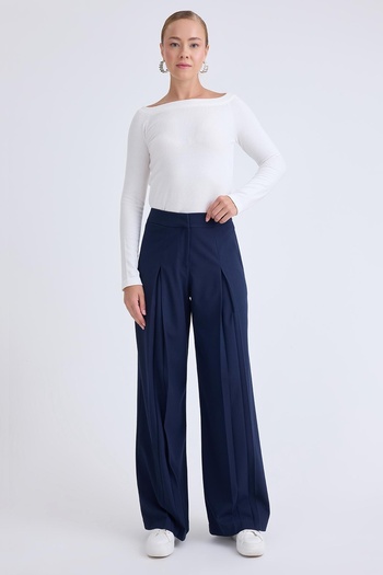 Vitrin Pleated Wide Leg Trousers
