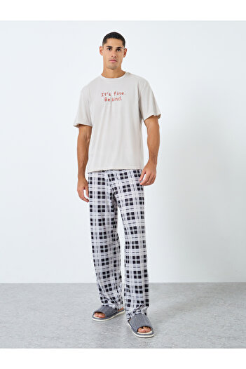 Styli Men Slogan Print T-Shirt and Checked Pyjama Set