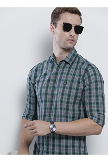 The Indian Garage Co By Styli Men Green Slim Fit Checked Casual Shirt