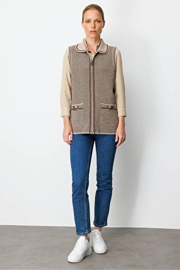Desen Triko Women's Polo Collar Embroidered Wool Vest K.Beige