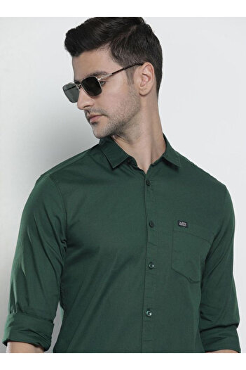 The Indian Garage Co By Styli Men Green Slim Fit Solid Casual Shirt
