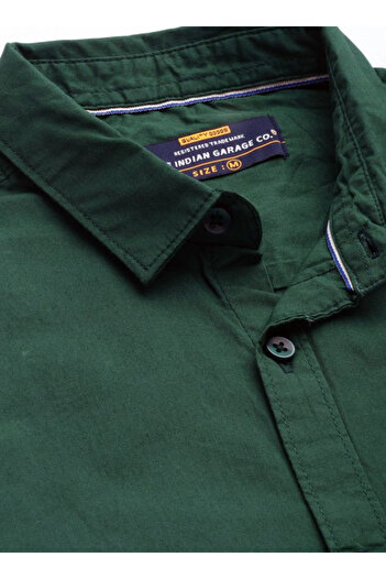 The Indian Garage Co By Styli Men Green Slim Fit Solid Casual Shirt