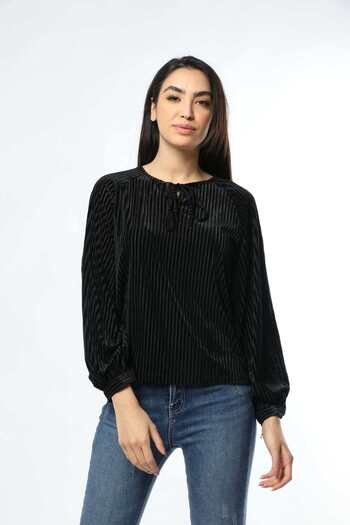 Nichii Winter Long-Sleeve Top