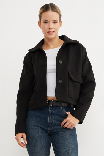 Fulla Moda Buttoned Pocket Short Cashmere Coat