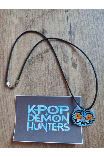 Miyuki K-pop Demon Hunters Derpy Tiger kolyesi