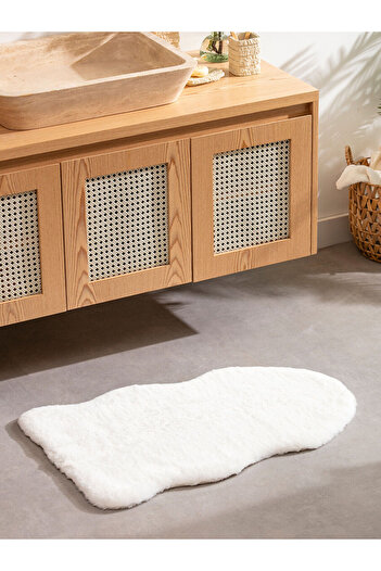 LC Waikiki Ecru Plush Bath Mat 55X85 cm
