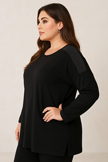 Butik Nilyam Women's Plus Size Crew Neck Long Sleeve Glitter Detailed Stretchy Blouse 25007