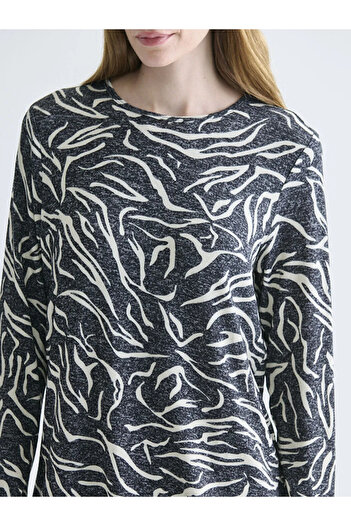 LC Waikiki Lcw Graceblack Crew Neck Patterned Blouse