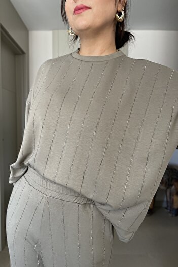 Butik Didem Sakinci Parlak Taşlı Yumuşak Dokulu Sweatshirt Eşofman Takım