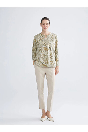 LC Waikiki Lcw Gracegreen Crew Neck Floral Blouse