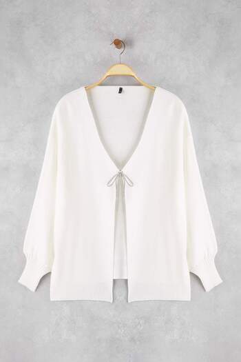 Trendyol Curve Ecru Bow/Ribbon Detailed Knitwear Cardigan Tbbaw26Av00011
