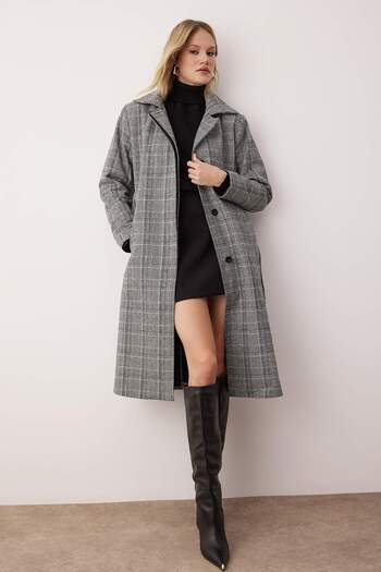 Trendyol Collection Multicolor Plaid Pattern Mono Closure Long Oversize Coat Twoaw26Kb00049