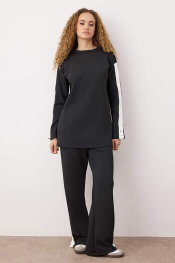 Trendyol Modest Black Diving/Scuba Fabric Side Stripe and Snap Detail Knitted Bottom Top Set Tctaw26En00001