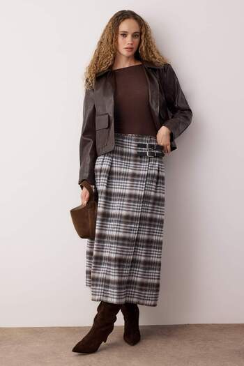 Trendyol Modest Multi-Colored Unlined Plaid / Checkered Patterned Double Belt Woven Skirt Tctaw26Ee00012
