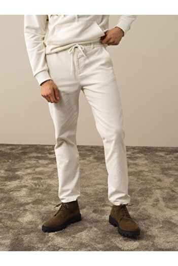 Xint Erkek Ekru Regular Fit Kadife Jogger Pantolon