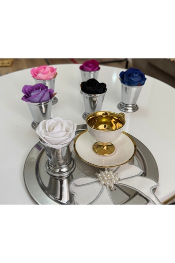 Elzemm store Silver Plated Rose Bowl Includes 6 Colorful Roses, so It's Brown