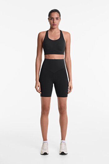 Oysho Compressive pocket high rise 20cm cycling leggings