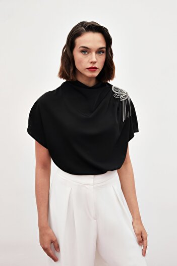 Sateen Casual Blouse with One Shoulder Accessory - Black