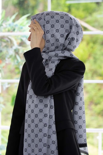 Vissona 100% silk v logo patterned gray - black colored 90x210 shawl