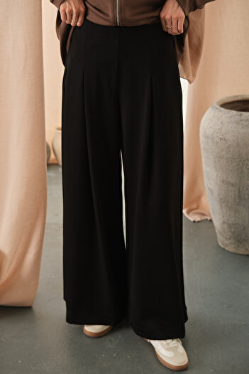 LOCCO Women's Pleated Detail Pants Black