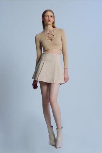 BERFUĞ KIRAN Beige High Waist Pleated Shorts Skirt