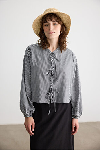 BE BLUE Black Pork Tie Top