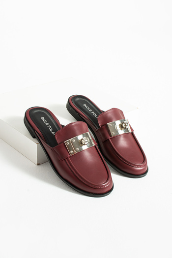 diclepolat Women's Burgundy Metal Buckle Closed Toe Mule Loafer Slippers
