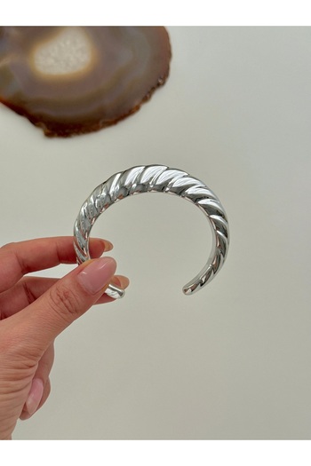 YOUES JEWELRY Women's Thick Handcuff Bracelet Acrylic Handcuff Bracelet