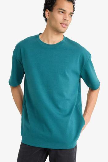 DeFacto Oversize Wide Fit Crew Neck Short Sleeve T-Shirt G1702Ax25Au