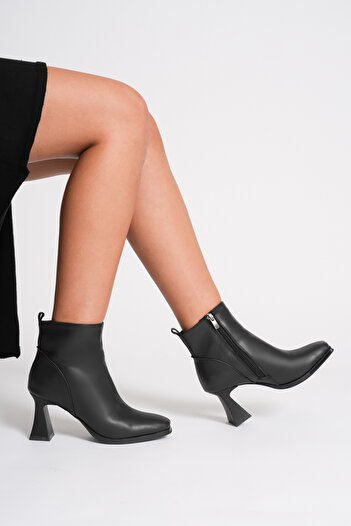 TOPUK Γυναικείες μπότες Keri Black Skin Blunt Toe