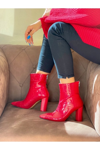 BERFONA ALLY RED QUILTED Patent Leather Toe Detailed Heeled BOOTS