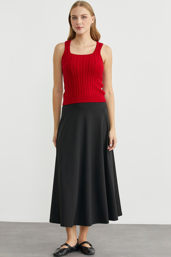 Sementa Hair Braid Square Neck Knitwear Tank Top - Red