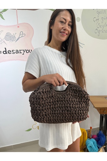 Desaryou Straw Oval Scholarship Bag