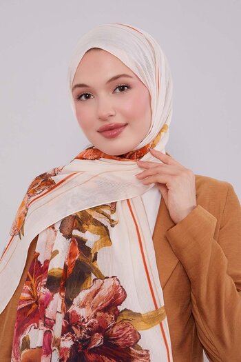 Levidor Cream Rose Pattern Cotton Shawl