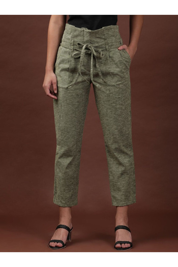 Freehand By Styli Women Olive Slim Fit Cropped Pants