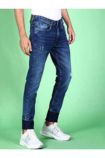 HardSoda By Styli Men Slim Fit Jeans with Light Distress