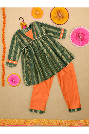 Bella Moda By Styli Girls Ethic Motifs Print Kurta and Pants Set